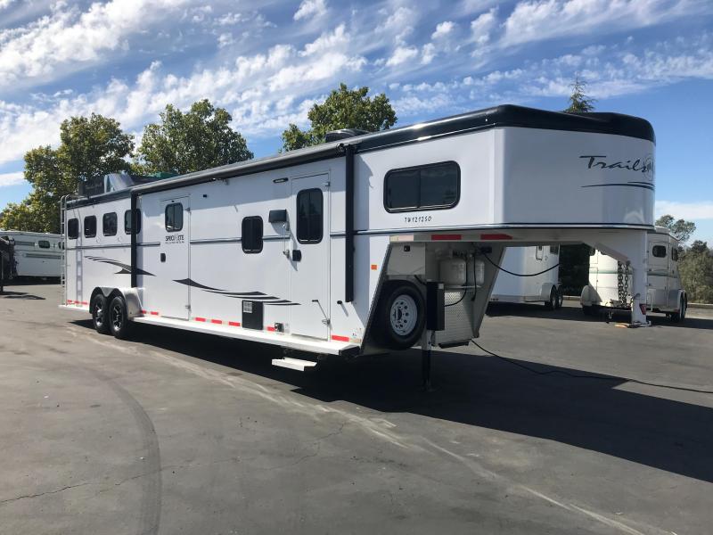 2016 Trails West Manufacturing Sierra 4H LQ 2016 Trails West Manufacturing Sierra 4H LQ