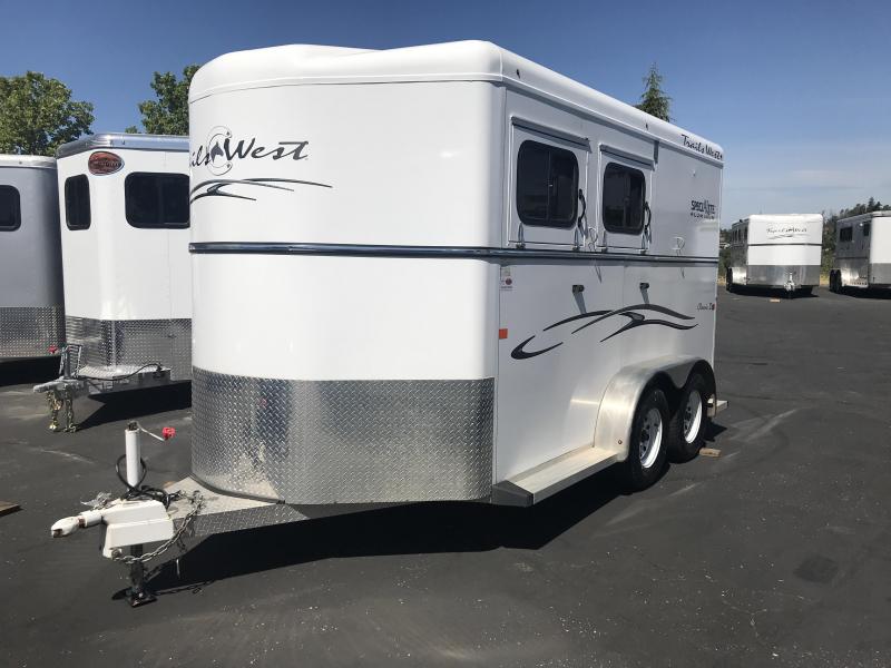 2014 Trails West Manufacturing Classic 2 Horse BP Horse Trailer 2014 Trails West Manufacturing Classic 2 Horse BP Horse Trailer