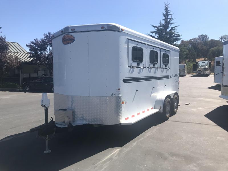 2005 Sundowner Trailers 3 horse bumper pull Horse Trailer 2005 Sundowner Trailers 3 horse bumper pull Horse Trailer