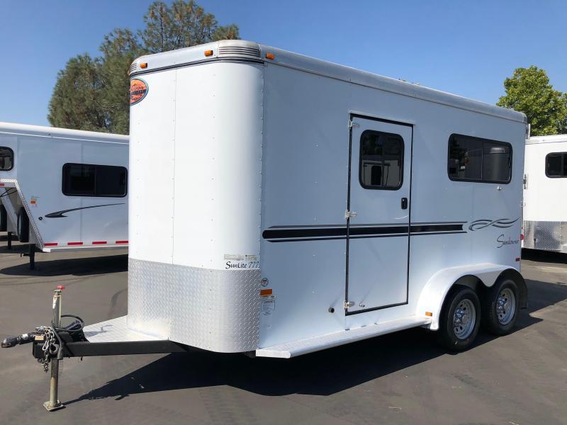 2007 Sundowner Trailers Sunlite 777 2H BP Horse Trailer 2007 Sundowner Trailers Sunlite 777 2H BP Horse Trailer