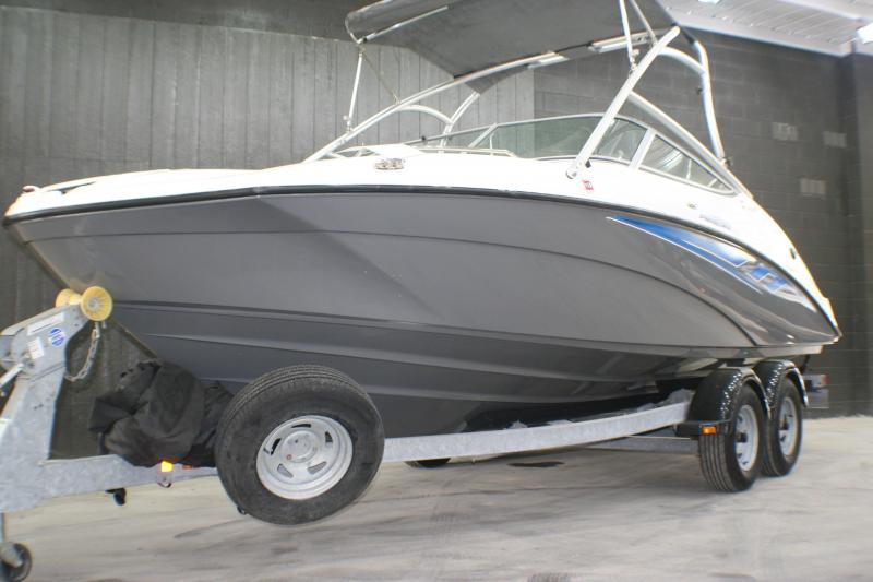 2015 Yamaha AR 210 Jet Boat 2015 Yamaha AR 210 Jet Boat