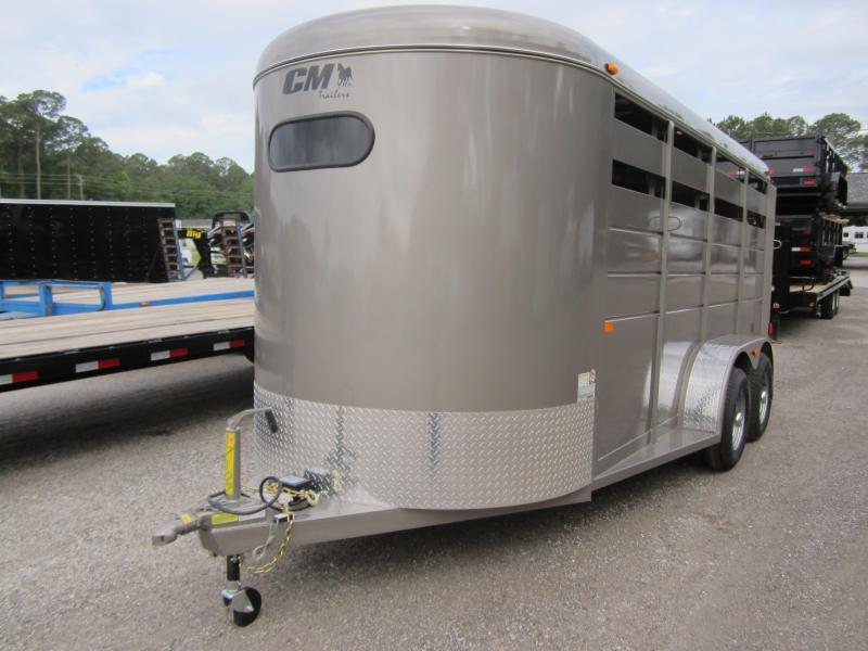 CMH0833-16 CM 6' X 16' (3)-HORSE 6'6" TALL DAKOTA W/ (2) DIVIDERS W/ TACK ROOM AND FLOOR MATS CMH0833-16 CM 6' X 16' (3)-HORSE 6'6" TALL DAKOTA W/ (2) DIVIDERS W/ TACK ROOM AND FLOOR MATS