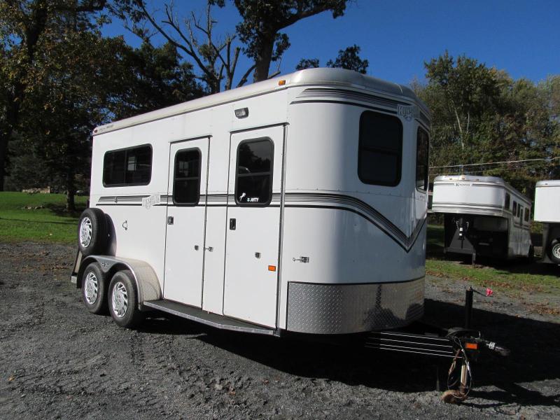 2012 Kingston Bedford 2H w/ DR Horse Trailer 2012 Kingston Bedford 2H w/ DR Horse Trailer
