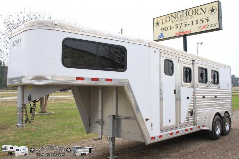 2014 CM 3 Horse Gooseneck with 4ft Tack Room 2014 CM 3 Horse Gooseneck with 4ft Tack Room