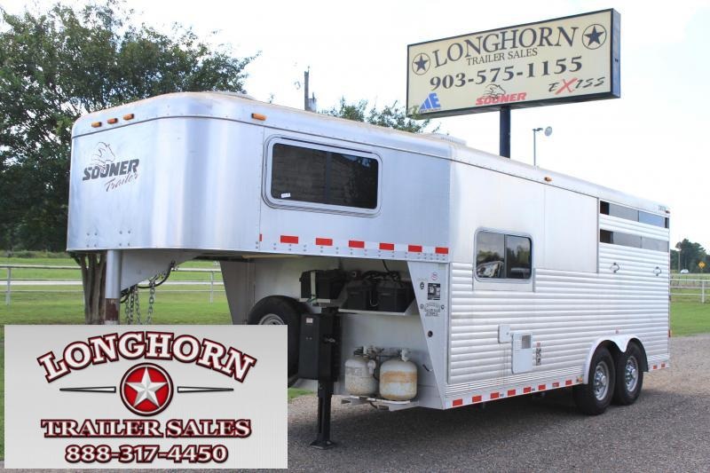 2004 Sooner 2 Horse Stock Combo / 10 Lq 2004 Sooner 2 Horse Stock Combo / 10 Lq
