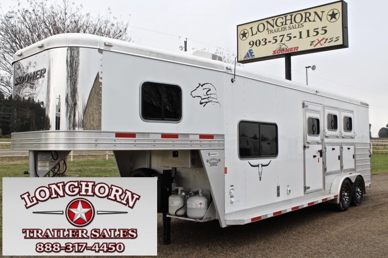 2017 Sooner 3 Horse 9ft Shortwall with Mangers 2017 Sooner 3 Horse 9ft Shortwall with Mangers