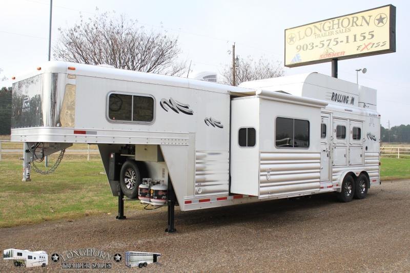 2019 Platinum 3 Horse 13Ft Lq w/ Slide Out 2019 Platinum 3 Horse 13Ft Lq w/ Slide Out