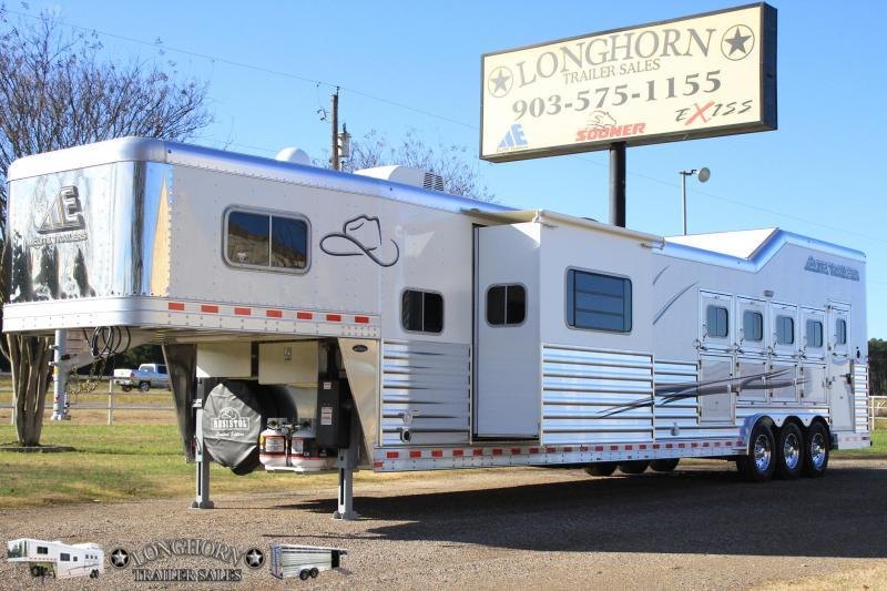2019 Elite 5 Horse 15ft Shortwall Reverse Load with Slide 2019 Elite 5 Horse 15ft Shortwall Reverse Load with Slide
