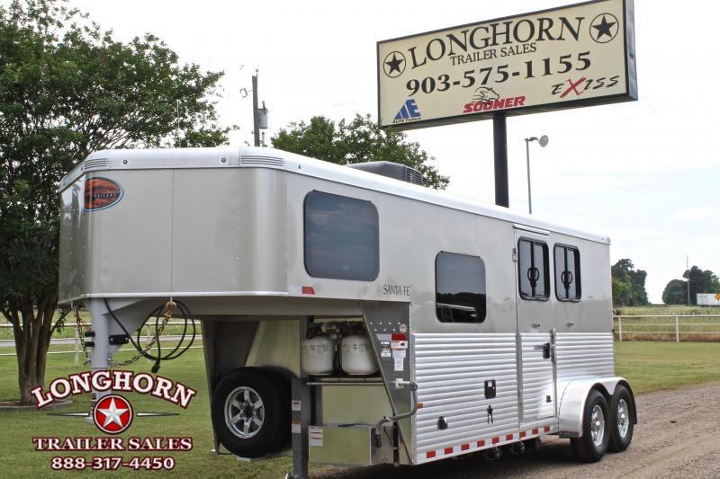 2019 Sundowner 2 Horse with Windows on Tail and Awning 2019 Sundowner 2 Horse with Windows on Tail and Awning