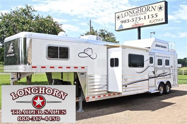 2018 Elite Trailers 3 Horse 14 Shortwall with Slide Out and Haypod Horse Trailer 2018 Elite Trailers 3 Horse 14 Shortwall with Slide Out and Haypod Horse Trailer