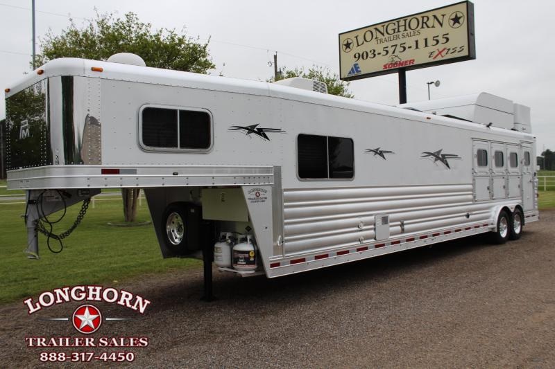 2015 Platinum Coach 4 Horse Reverse Load 15ft Living Quarter Horse Trailer 2015 Platinum Coach 4 Horse Reverse Load 15ft Living Quarter Horse Trailer