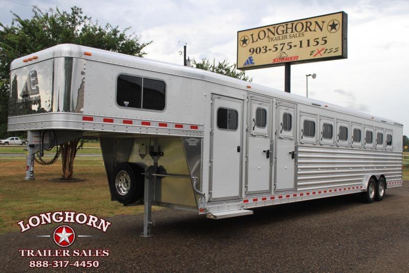 2019 Elite 9 Horse 8ft Wide without Mangers 2019 Elite 9 Horse 8ft Wide without Mangers