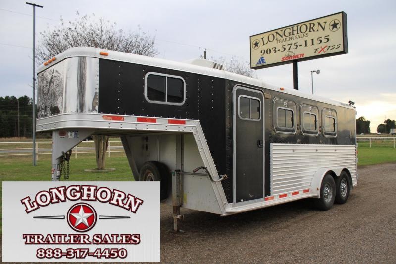 2000 Featherlite 3 Horse Weekender 4ft Lq 2000 Featherlite 3 Horse Weekender 4ft Lq