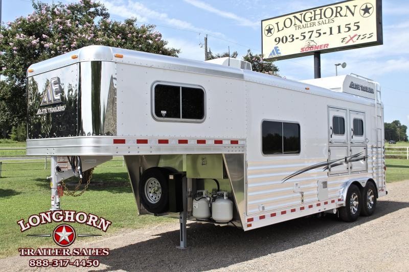 2020 Elite 2 Horse with 8.8ft Shortwall with Hayrack 2020 Elite 2 Horse with 8.8ft Shortwall with Hayrack