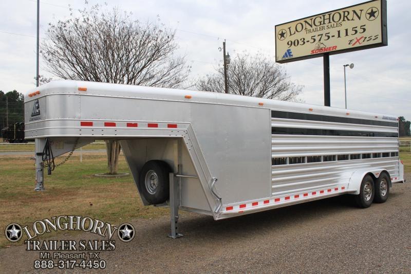 2009 Elite 24 Low-Pro Combo 10 pen Livestock Trailer 2009 Elite 24 Low-Pro Combo 10 pen Livestock Trailer