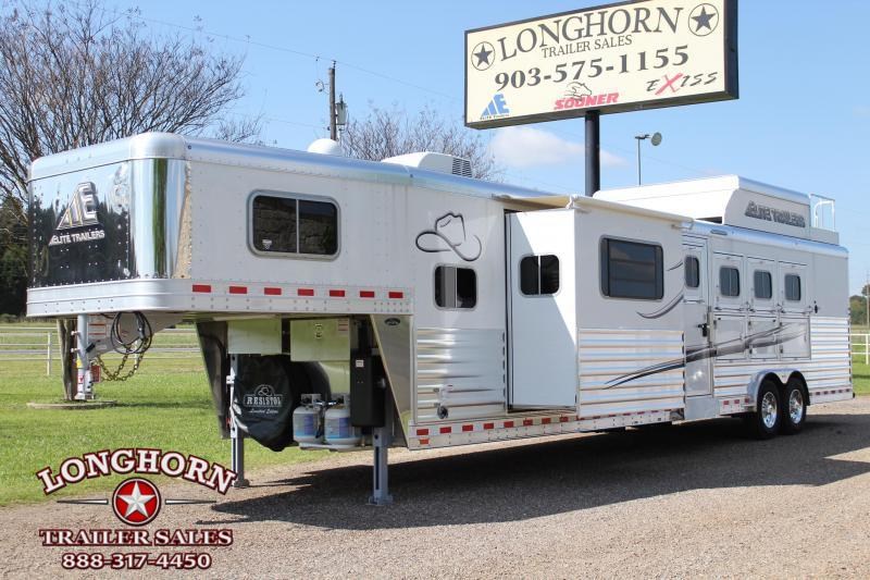 2019 Elite 4 Horse 15ft LQ Side Load Slide Out Resistol 2019 Elite 4 Horse 15ft LQ Side Load Slide Out Resistol
