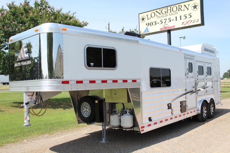 2020 Elite 3 Horse 8.8ft Shortwall with Mangers 2020 Elite 3 Horse 8.8ft Shortwall with Mangers