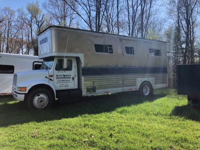 1990 International 6 Horse Box Truck in Ashburn, VA 1990 International 6 Horse Box Truck in Ashburn, VA