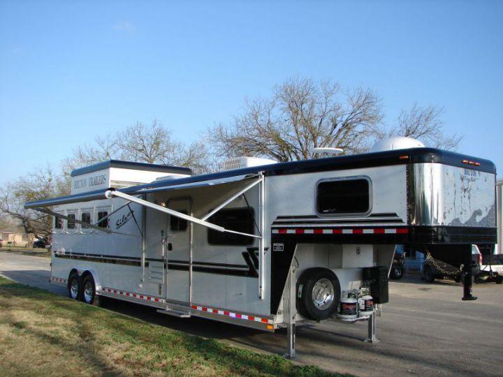2008 Bruton 4 H Silver Series Horse Trailer 2008 Bruton 4 H Silver Series Horse Trailer