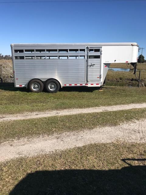2012 Sundowner Sunlite 16' Livestock / Combo Trailer 2012 Sundowner Sunlite 16' Livestock / Combo Trailer