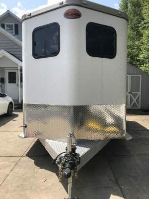 2015 Sundowner Sunlite Charter SE 2 Horse Bumper Pull Trailer 2015 Sundowner Sunlite Charter SE 2 Horse Bumper Pull Trailer