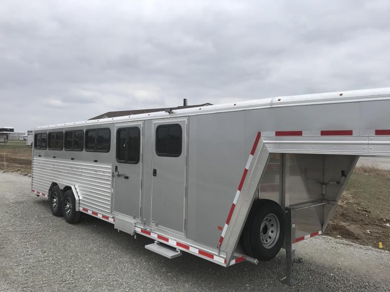 2018 Frontier 10 pen trailer Livestock Trailer 2018 Frontier 10 pen trailer Livestock Trailer