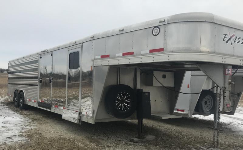 Price Reduced! 2012 Exiss Exhibitor 8028 10 Pen Trailer--Side Ramp Price Reduced! 2012 Exiss Exhibitor 8028 10 Pen Trailer--Side Ramp