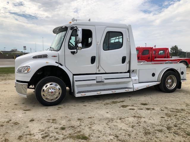 2014 Freightliner SportChassis Brown Interior 2014 Freightliner SportChassis Brown Interior