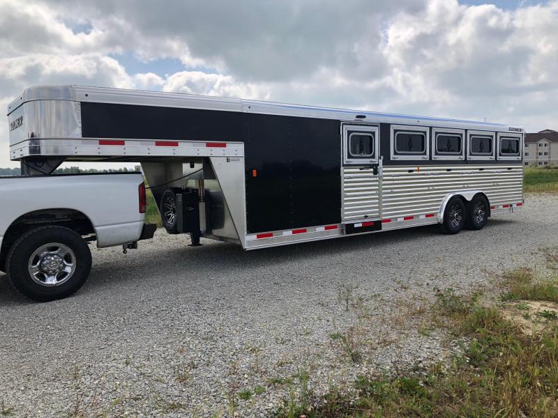 2019 Sooner Sooner Select 8026 Livestock Trailer 2019 Sooner Sooner Select 8026 Livestock Trailer