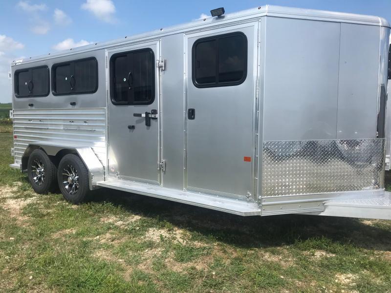 2020 Frontier Low Pro 716W Livestock Trailer 2020 Frontier Low Pro 716W Livestock Trailer