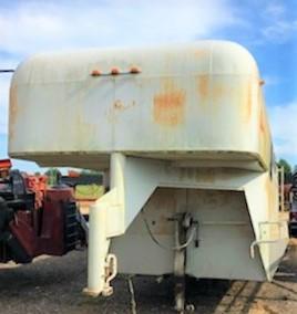 2005 Homemade DRAFT Horse Trailer 2005 Homemade DRAFT Horse Trailer