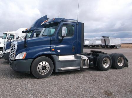 2013 Freightliner Cascadia 2013 Freightliner Cascadia