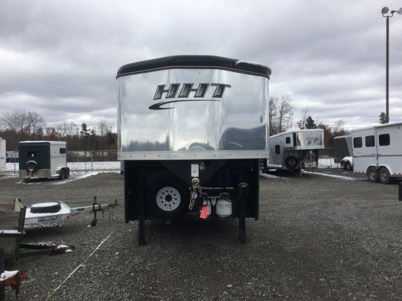 2013 Hooser Horse Trailers 8315SL Horse Trailer 2013 Hooser Horse Trailers 8315SL Horse Trailer