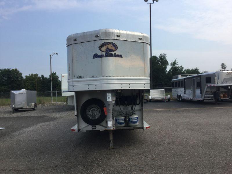 2008 Blue Ribbon Trailers BRSS3107LQ Horse Trailer 2008 Blue Ribbon Trailers BRSS3107LQ Horse Trailer