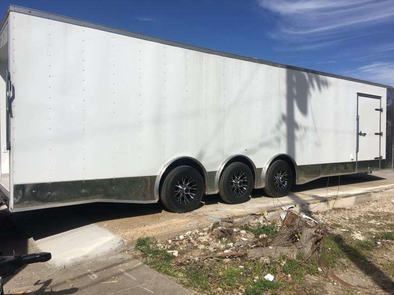 2018 8.5x32 Enclosed Race Car Trailer 2018 8.5x32 Enclosed Race Car Trailer
