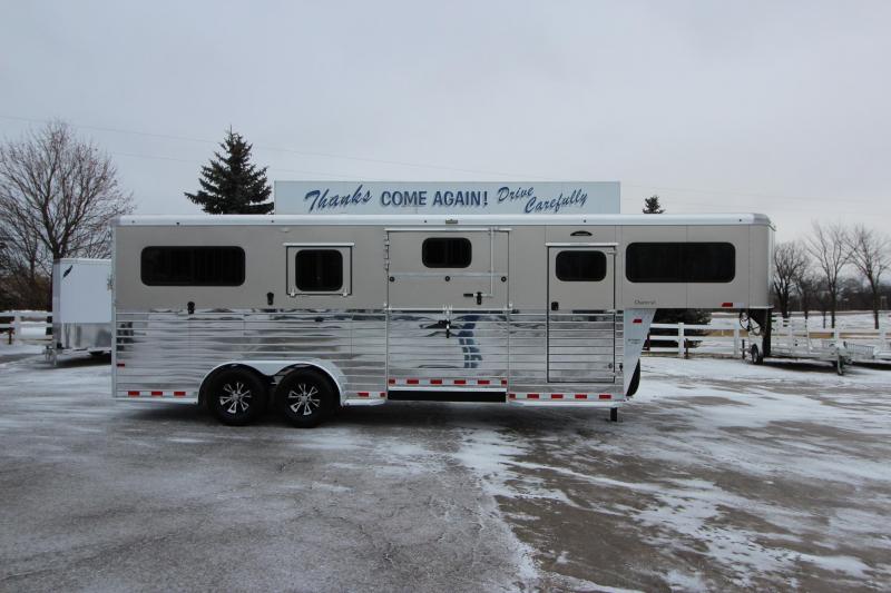 2016 Sundowner Trailers 21 GN Horse Trailer 2016 Sundowner Trailers 21 GN Horse Trailer