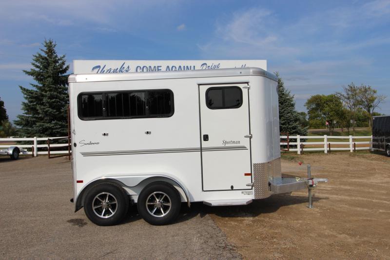 2018 Sundowner Trailers Sportman 2HR BP Horse Trailer 2018 Sundowner Trailers Sportman 2HR BP Horse Trailer