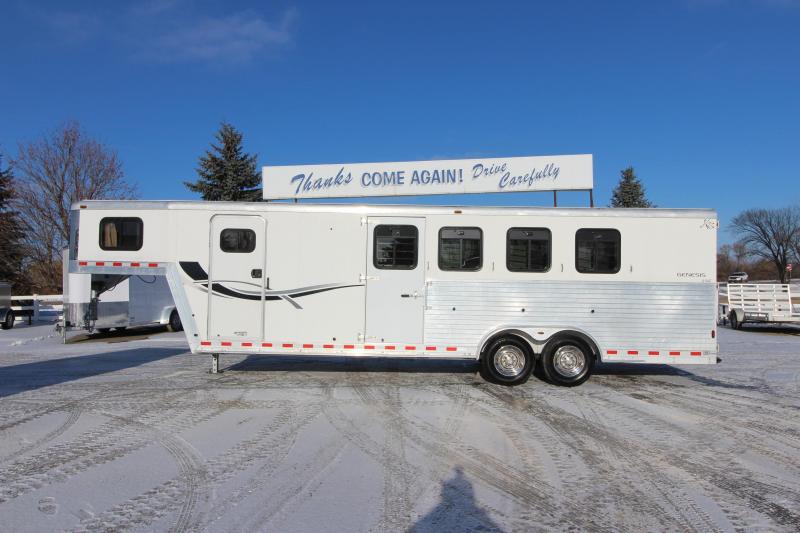 2001 Kiefer Built 4HR GN Weekender Horse Trailer 2001 Kiefer Built 4HR GN Weekender Horse Trailer