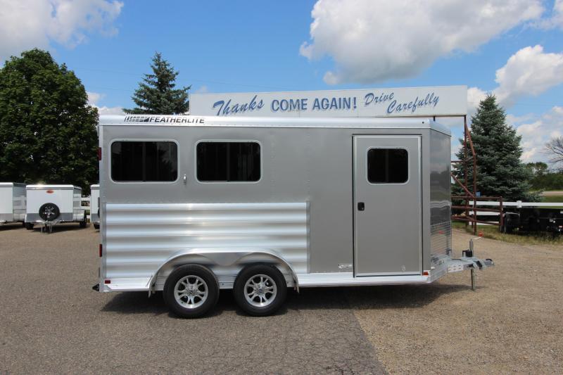 2020 Featherlite 9409 2HR 24" D/R BP Horse Trailer 2020 Featherlite 9409 2HR 24" D/R BP Horse Trailer