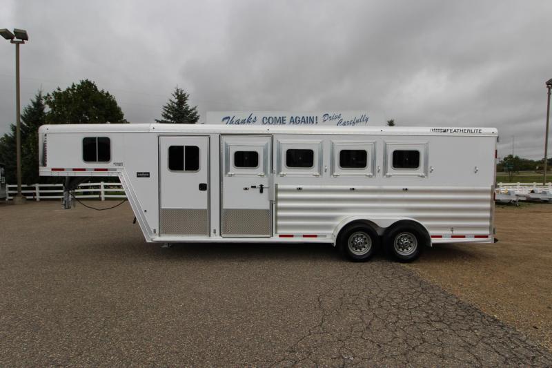2015 Featherlite 8542 4HR GN Horse Trailer 2015 Featherlite 8542 4HR GN Horse Trailer