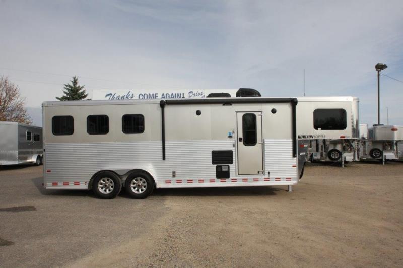 2017 Sundowner 3 horse with 9' LQ 2017 Sundowner 3 horse with 9' LQ