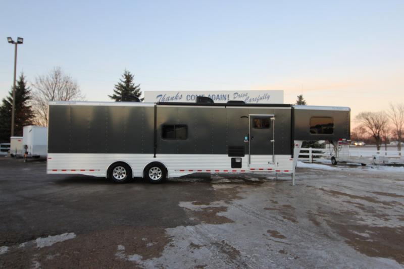 2017 Sundowner Trailers 28 Toy Hauler 2017 Sundowner Trailers 28 Toy Hauler