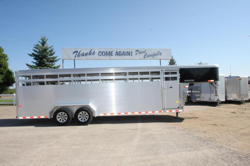 2018 Sundowner Trailers Rancher 24 GN Livestock Trailer 2018 Sundowner Trailers Rancher 24 GN Livestock Trailer
