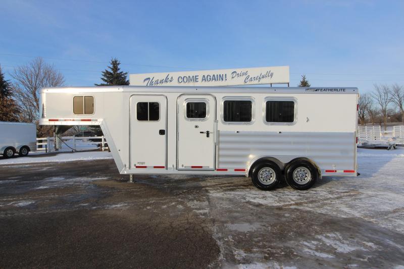 2018 Featherlite 8541 3HR GN Horse Trailer 2018 Featherlite 8541 3HR GN Horse Trailer