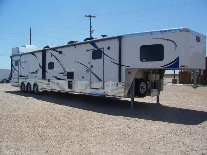2019 Sundowner 4886OM Toy Hauler 2019 Sundowner 4886OM Toy Hauler