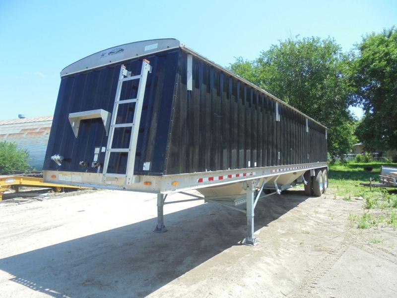 2005 Jet Company Trailers 40' Aluminum Grain Hopper 2005 Jet Company Trailers 40' Aluminum Grain Hopper