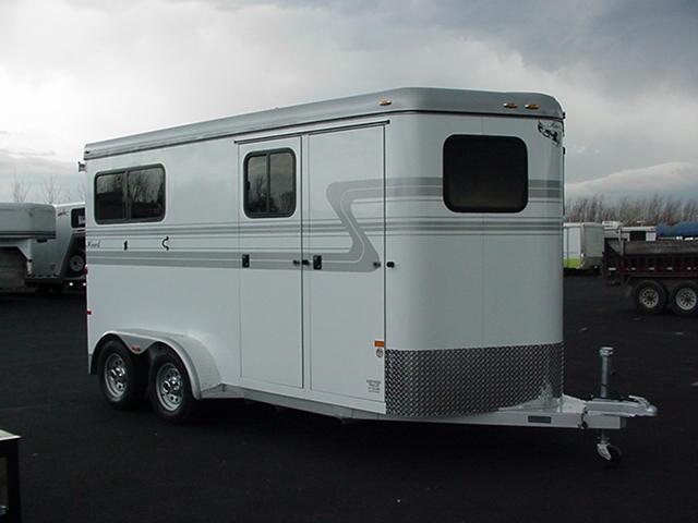 Hawk Custom Classic Warmblood Size Straight Load-Dress Room-Ramp-Rumber Floor Hawk Custom Classic Warmblood Size Straight Load-Dress Room-Ramp-Rumber Floor