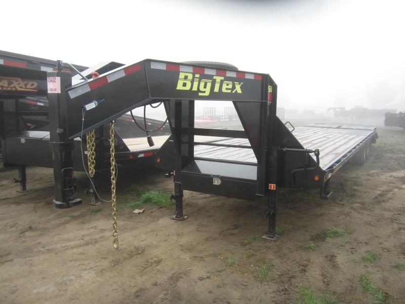 2016 Big Tex Trailers 22GN-28BK5MR Flatbed Trailer 2016 Big Tex Trailers 22GN-28BK5MR Flatbed Trailer