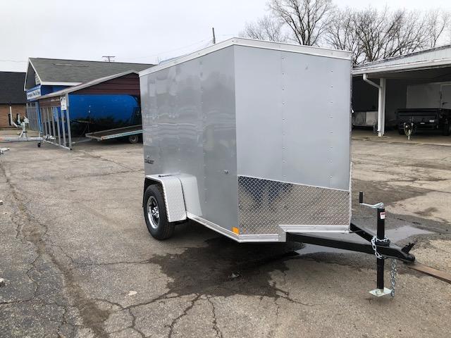 5 X 8 Enclosed Trailer 5 X 8 Enclosed Trailer