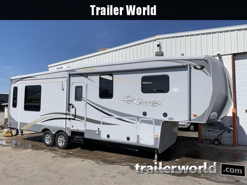 2011 Heartland Recreational Vehicles 3250TS Big Country Travel Trailer 2011 Heartland Recreational Vehicles 3250TS Big Country Travel Trailer